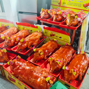 heo-quay-cung-than-tai