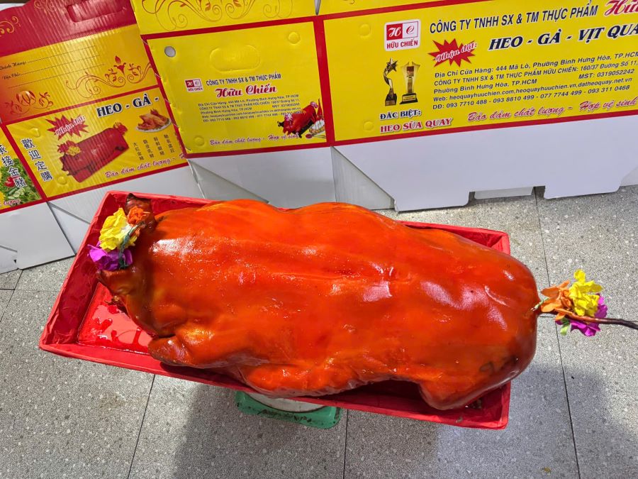 heo-quay-nguyen-con10kg-2