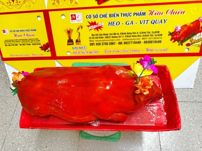 heo-quay-cung-nguyen-con-gia-bao-nhieu